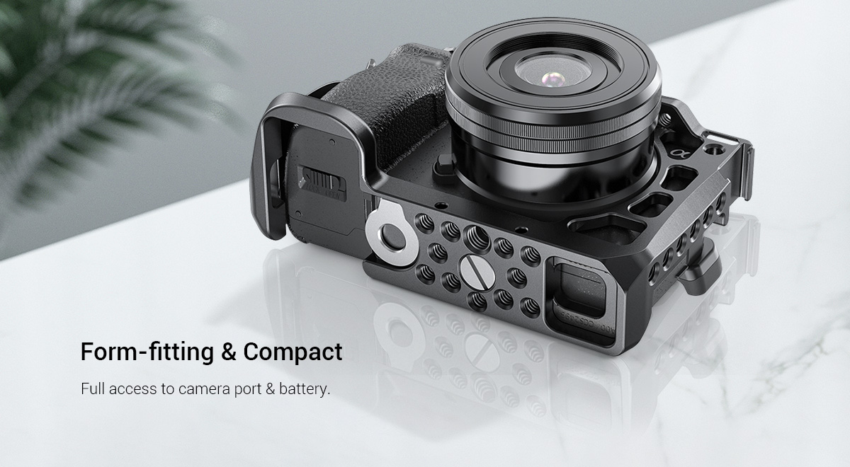 カメラ デジタルカメラ SmallRig Camera Cage for Sony A6600 CCS2493